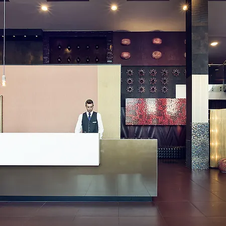 فندق Westcord 4*