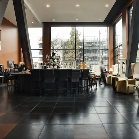 فندق Westcord 4*