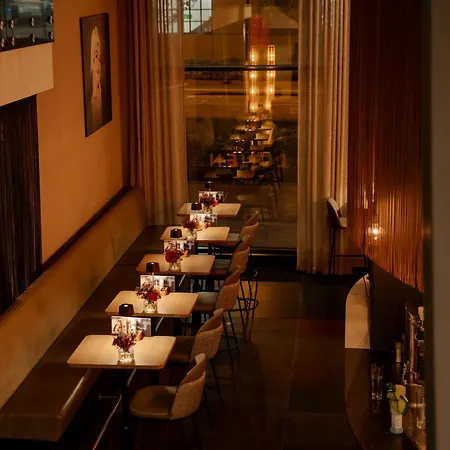 فندق Westcord 4*