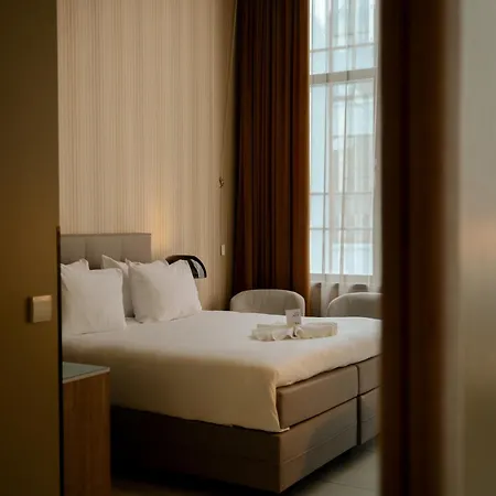 فندق Westcord 4*